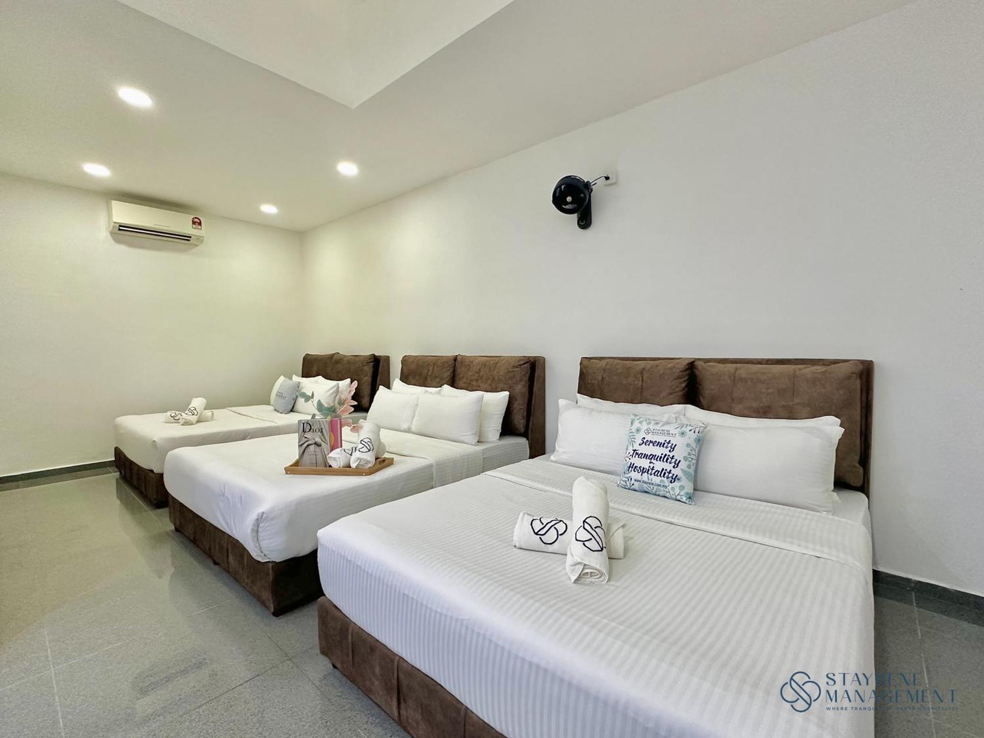 Mount Austin Landed 16pax Karaoke Jacuzzi Bbq By Stayrene Rumah liburan Johor Bahru