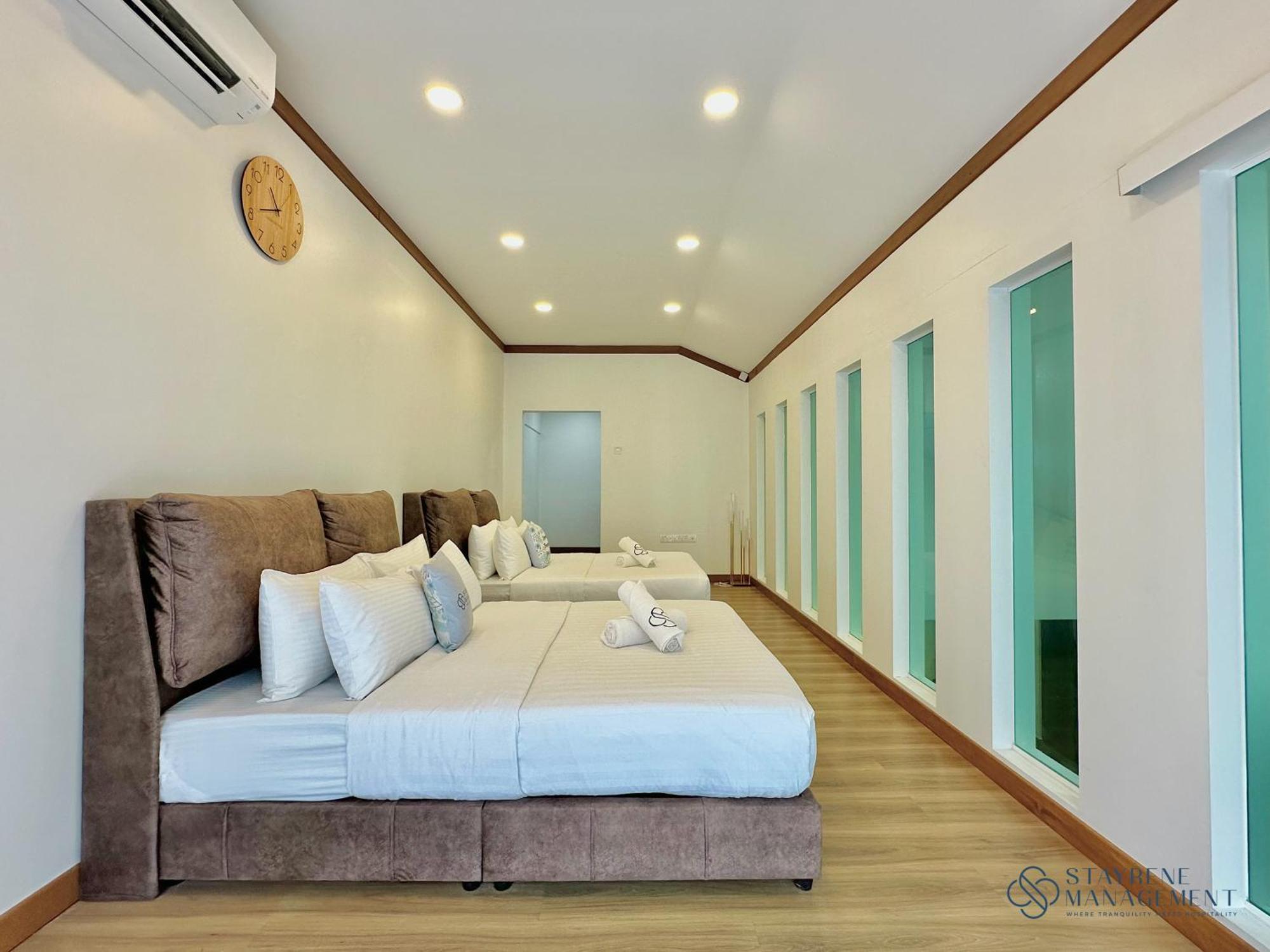 Mount Austin Landed 16pax Karaoke Jacuzzi Bbq By Stayrene Rumah percutian Johor Bahru