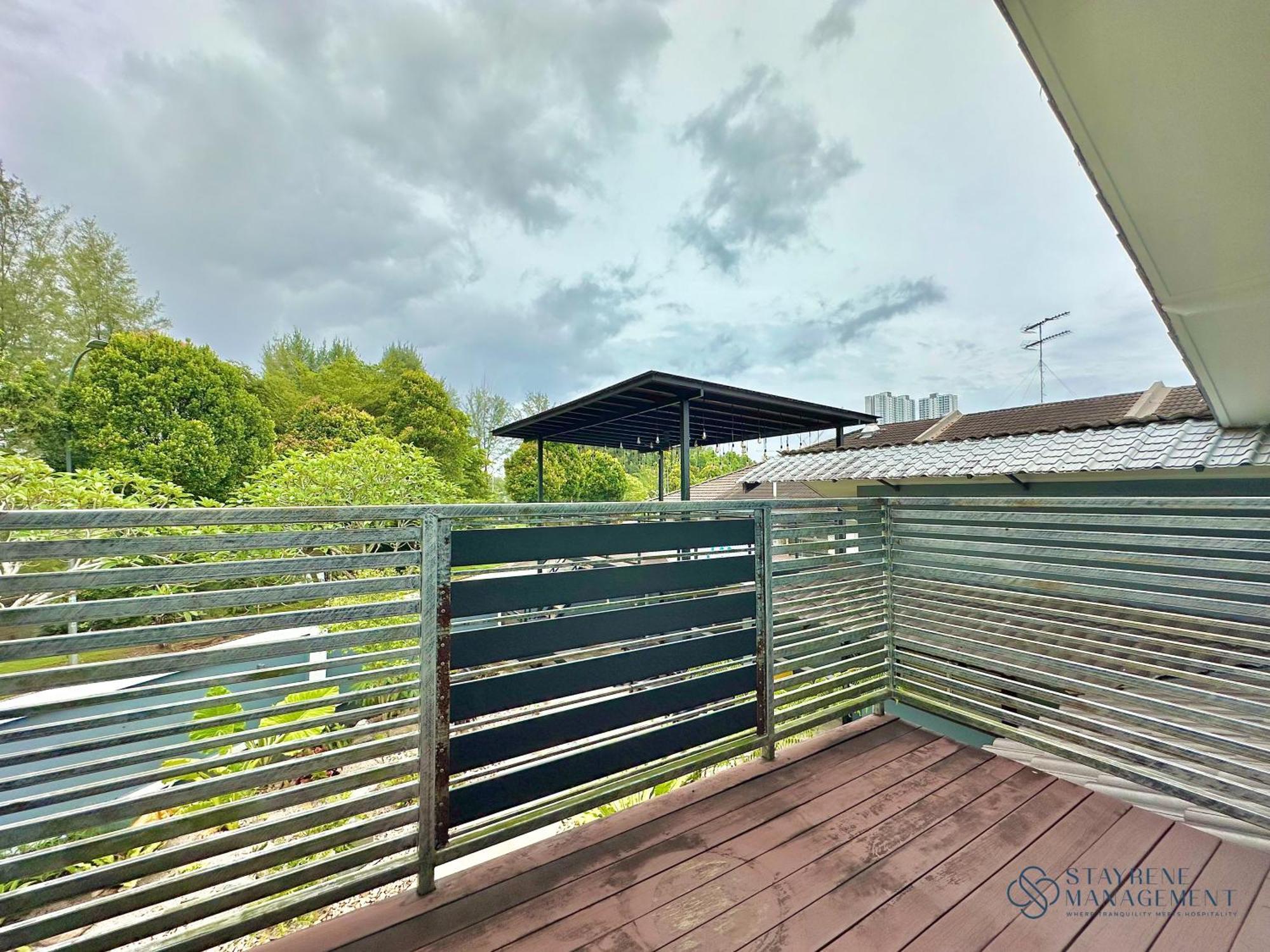 Mount Austin Landed 16pax Karaoke Jacuzzi Bbq By Stayrene *