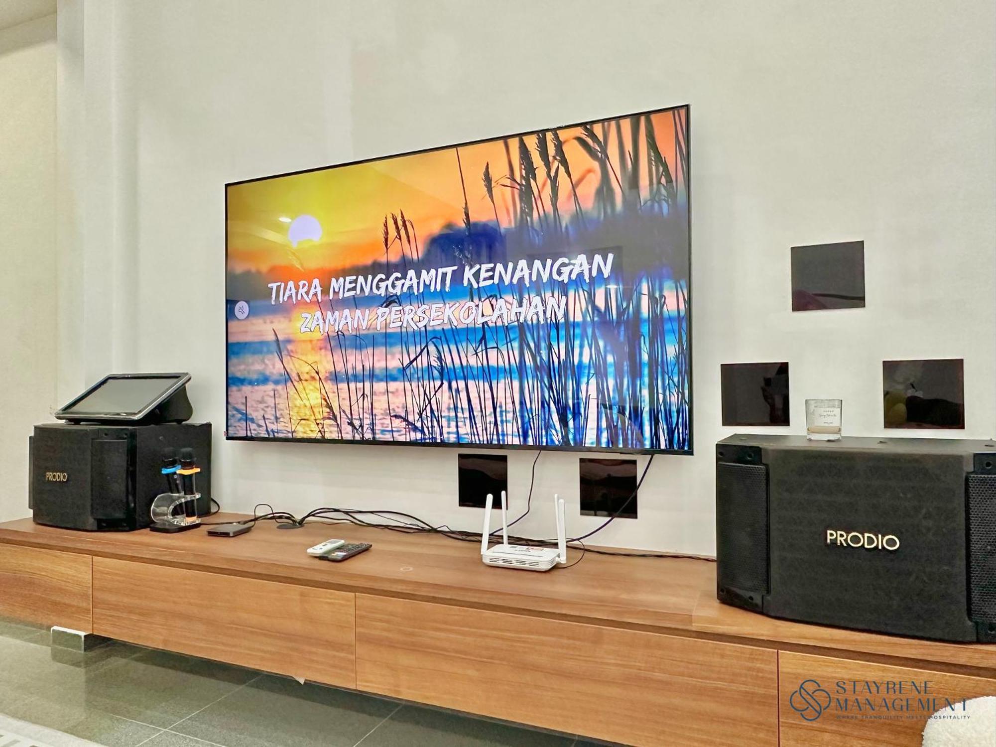 Mount Austin Landed 16pax Karaoke Jacuzzi Bbq By Stayrene Rumah percutian